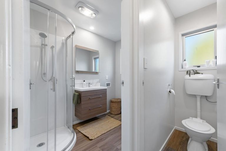 Photo of property in 2/9 Somme Street, St Albans, Christchurch, 8014