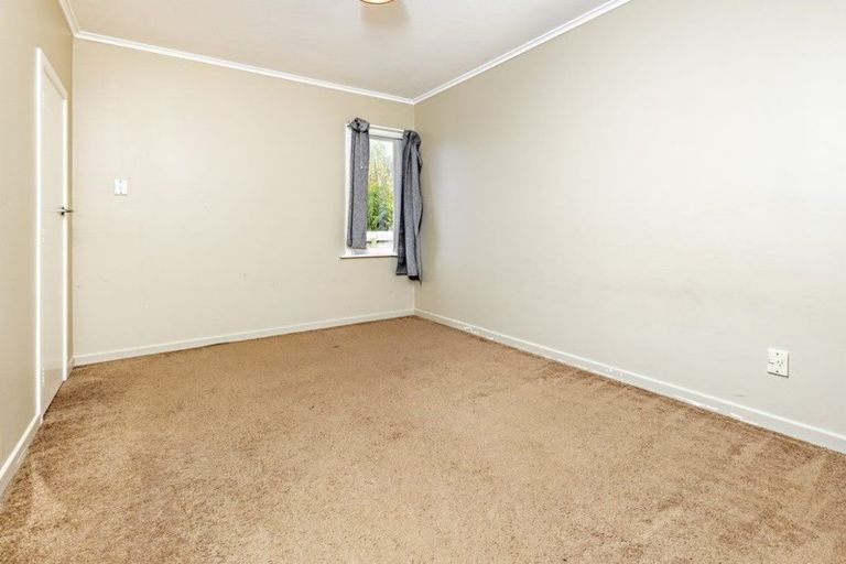 Photo of property in 11 Surrey Street, Manurewa, Auckland, 2102