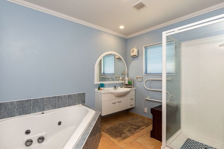 Photo of property in 76 Logan Avenue, Wharewaka, Taupo, 3330