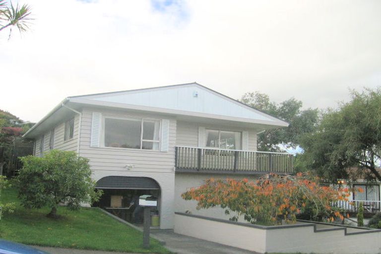 Photo of property in 10 Westpoint Avenue, Harbour View, Lower Hutt, 5010