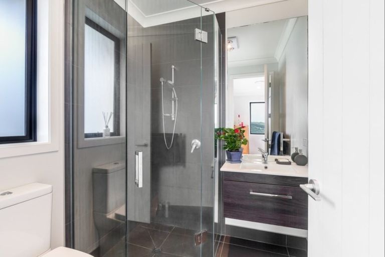 Photo of property in 15 Clansman Terrace, Gulf Harbour, Whangaparaoa, 0930