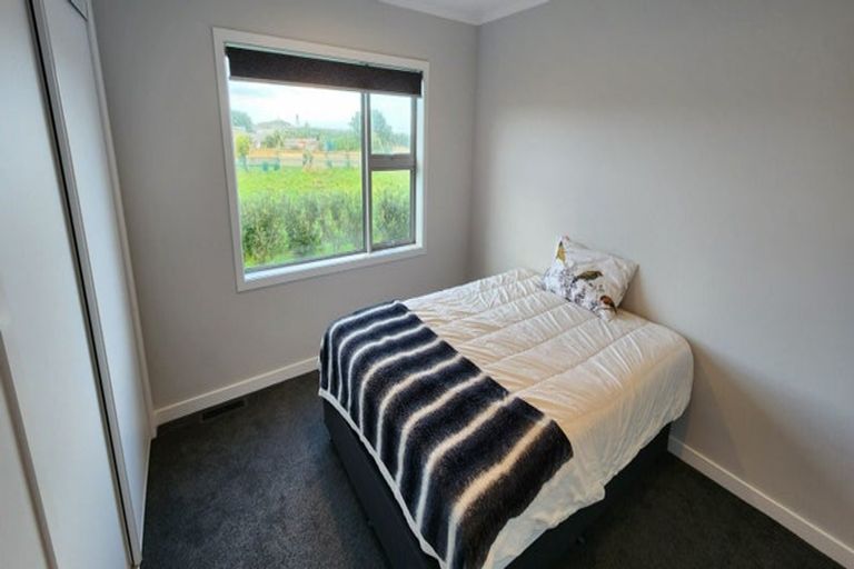 Photo of property in 58 Anglers Avenue, Warea, New Plymouth, 4381
