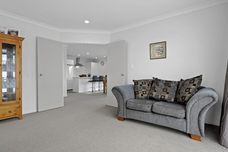 Photo of property in 6 Fairfax Crescent, Pyes Pa, Tauranga, 3112