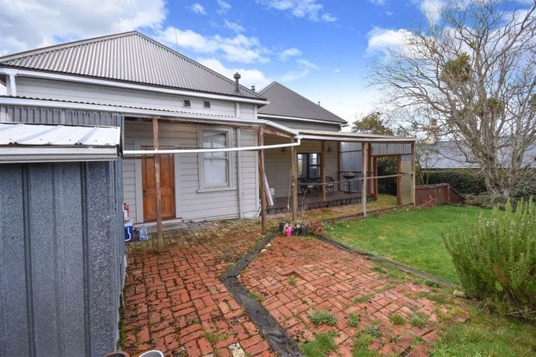 Photo of property in 175 Taieri Road, Kaikorai, Dunedin, 9010