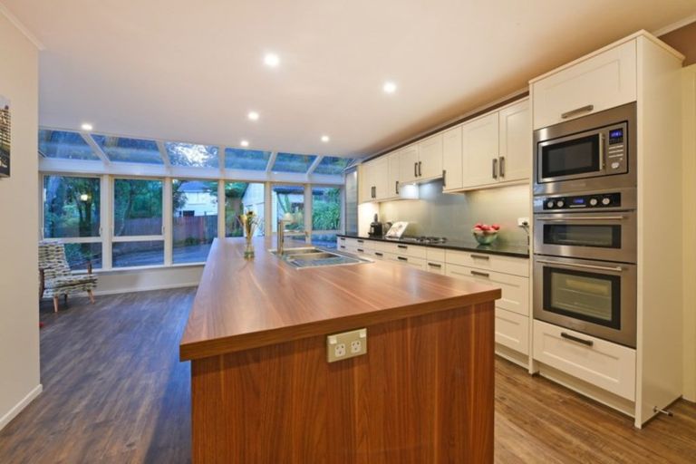 Photo of property in 74a Heretaunga Square, Silverstream, Upper Hutt, 5019