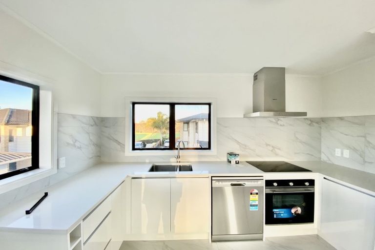 Photo of property in 98 Kimpton Road, Papatoetoe, Auckland, 2025