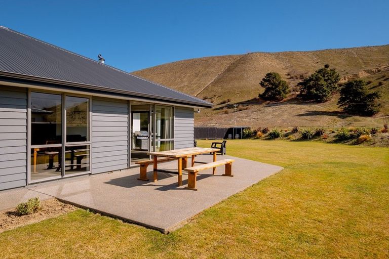 Photo of property in 36 Perriam Place, Mount Pisa, Cromwell, 9383