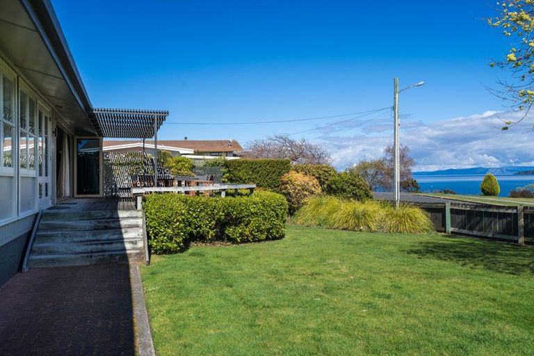 Photo of property in 6 Kohatu Parade, Wharewaka, Taupo, 3330