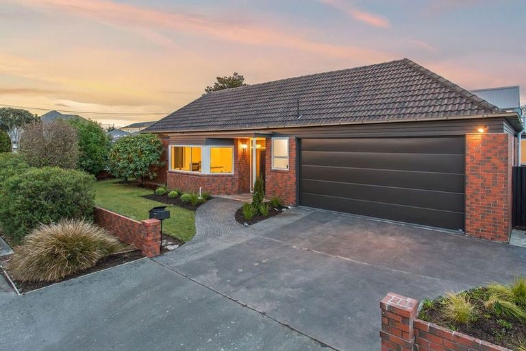 Photo of property in 56 Mary Street, Papanui, Christchurch, 8053