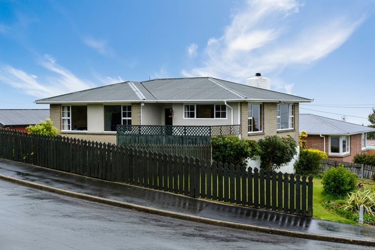Photo of property in 61 Gilkison Street, Halfway Bush, Dunedin, 9010