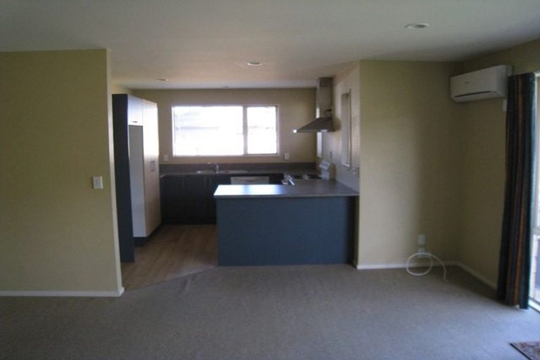 Photo of property in 16 Lindores Street, Addington, Christchurch, 8024