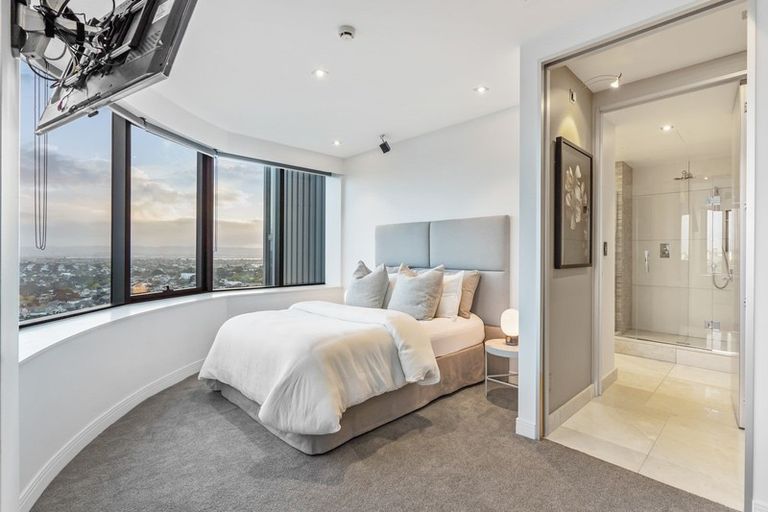 Property details for Shangri La Apartments, 13/97 Jervois Road, Herne