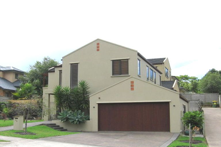 Photo of property in 39a Hogarth Rise, West Harbour, Auckland, 0618