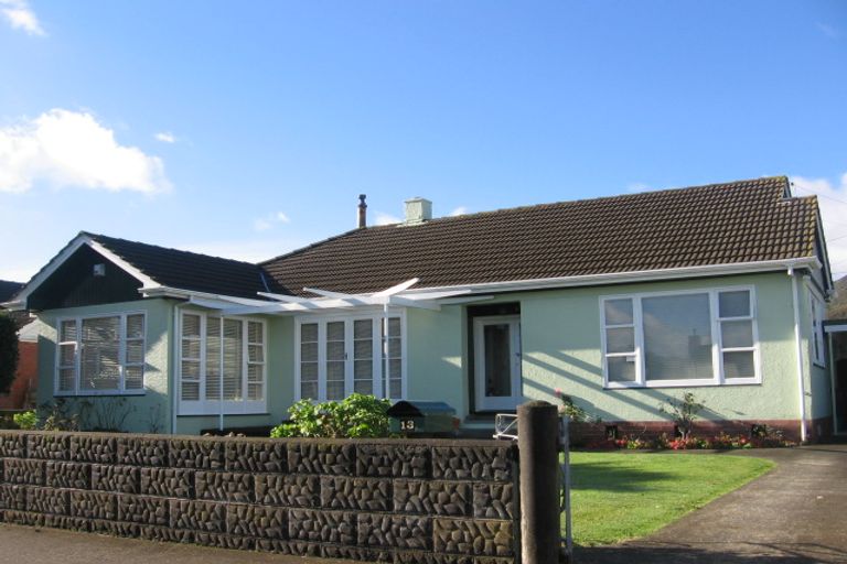 Photo of property in 13 Craddock Street, Waterloo, Lower Hutt, 5011