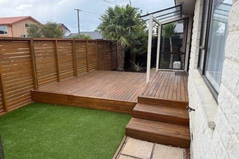 Photo of property in 1/4 Halliwell Avenue, Papanui, Christchurch, 8052