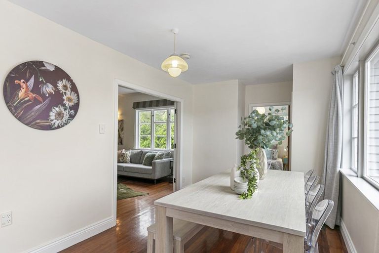 Photo of property in 44 Mandalay Terrace, Khandallah, Wellington, 6035