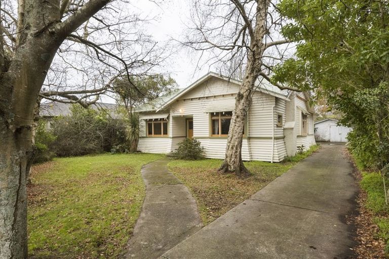 Photo of property in 29 Worcester Street, West End, Palmerston North, 4410