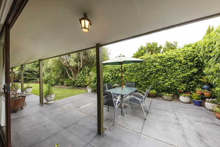 Photo of property in 89 Buick Crescent, Awapuni, Palmerston North, 4412