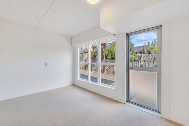 Photo of property in 57 Metcalfe Road, Ranui, Auckland, 0612
