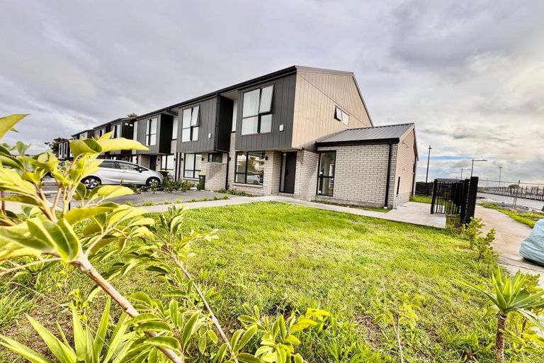 Photo of property in 57 Paapaakiri Loop, Takanini, 2112