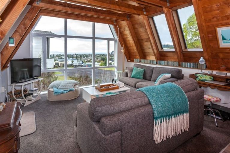 Photo of property in 117 Chevron Crescent, Whangamata, 3620