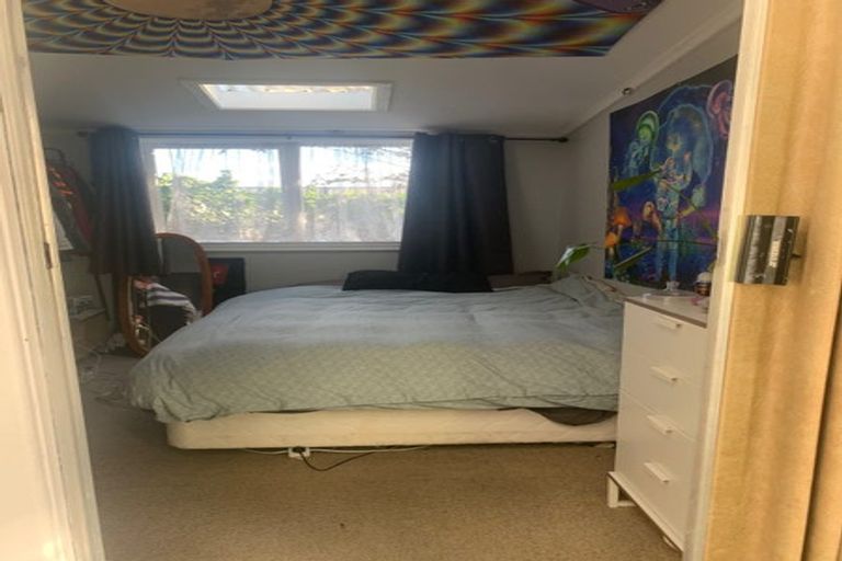 Photo of property in 73 Wallath Road, Westown, New Plymouth, 4310