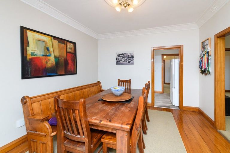 Photo of property in 33 Knowles Street, Terrace End, Palmerston North, 4410