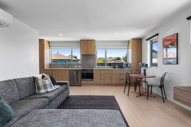 Photo of property in 1/243 Selwyn Street, Spreydon, Christchurch, 8024