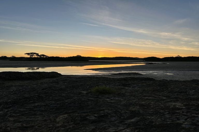 Photo of property in 9 Kakariki Road, Ngunguru, Whangarei, 0173