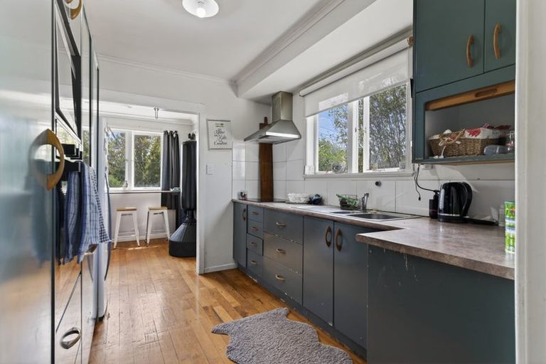 Photo of property in 2 View Street, Maungaturoto, 0520