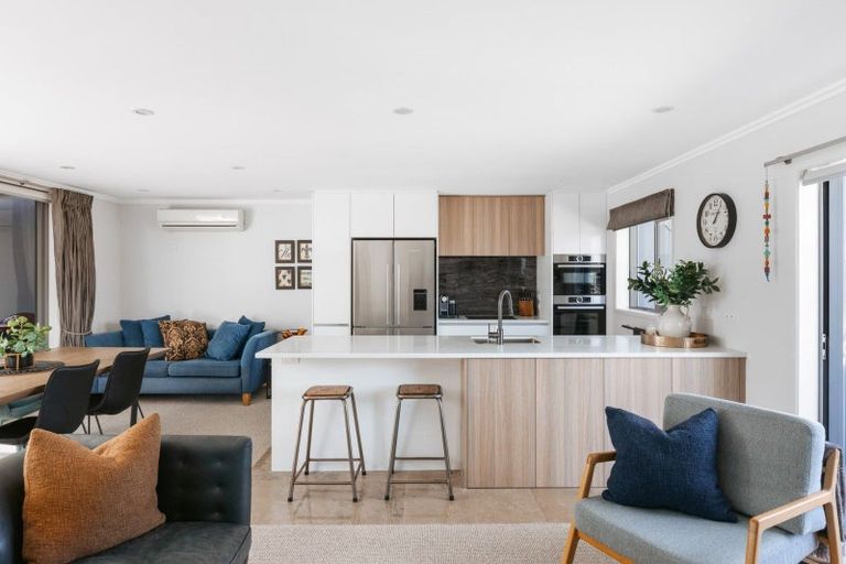 Photo of property in 369c Oceanbeach Road, Mount Maunganui, 3116