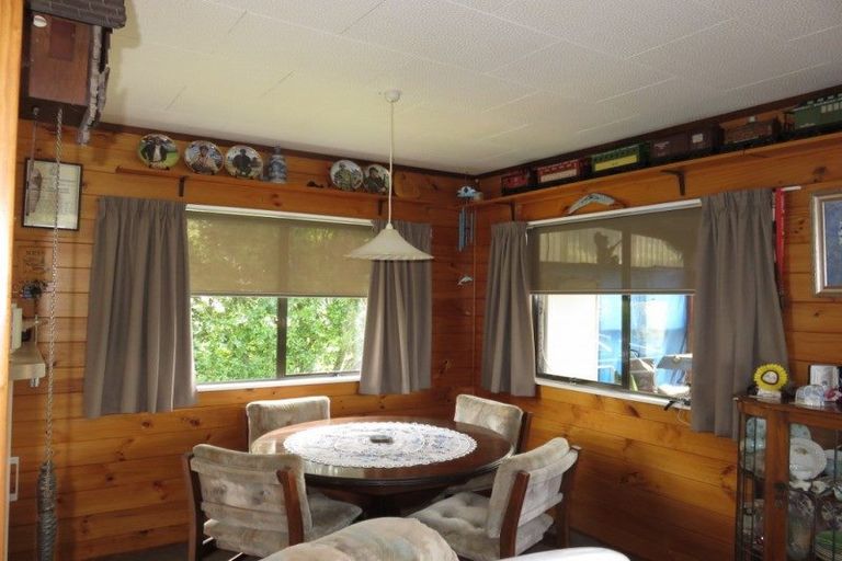 Photo of property in 121 Onemana Drive, Onemana, Whangamata, 3691