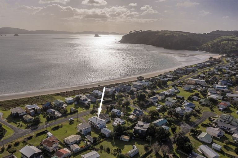 Photo of property in 108 Captain Cook Road, Cooks Beach, Whitianga, 3591