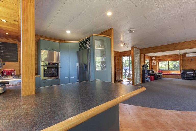 Photo of property in 11 Marlin Street, West Harbour, Auckland, 0618