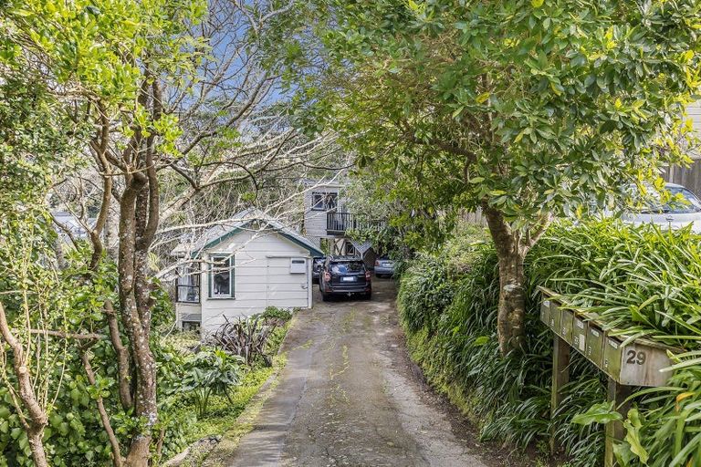 Photo of property in 29b North Terrace, Kelburn, Wellington, 6012