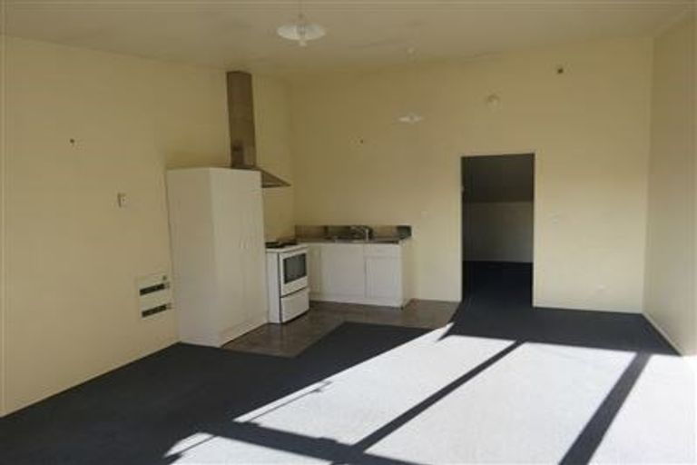 Photo of property in 2/7 Division Street, Riccarton, Christchurch, 8041