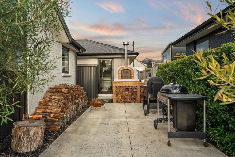 Photo of property in 18 Hass Drive, Ohauiti, Tauranga, 3112