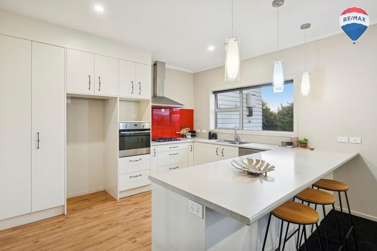 Photo of property in 137 Endeavour Drive, Whitby, Porirua, 5024