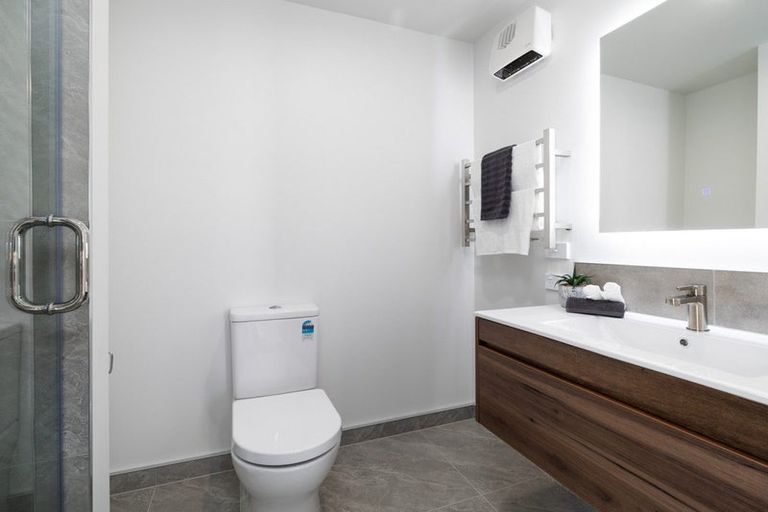 Photo of property in 10b Chatham Street, Addington, Christchurch, 8024