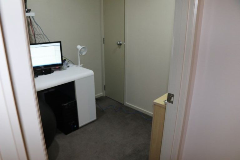 Photo of property in 18 Waipuna Grove, Welcome Bay, Tauranga, 3112