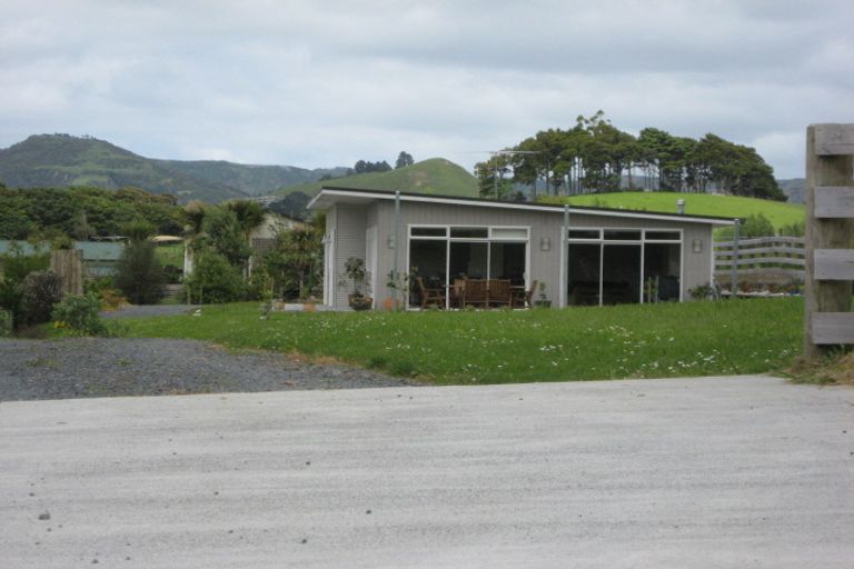 Photo of property in 987 Kaipara Flats Road, Kaipara Flats, Warkworth, 0984