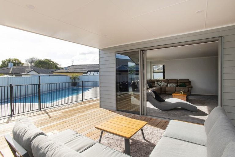 Photo of property in 15 Sterling Park, Lytton West, Gisborne, 4010