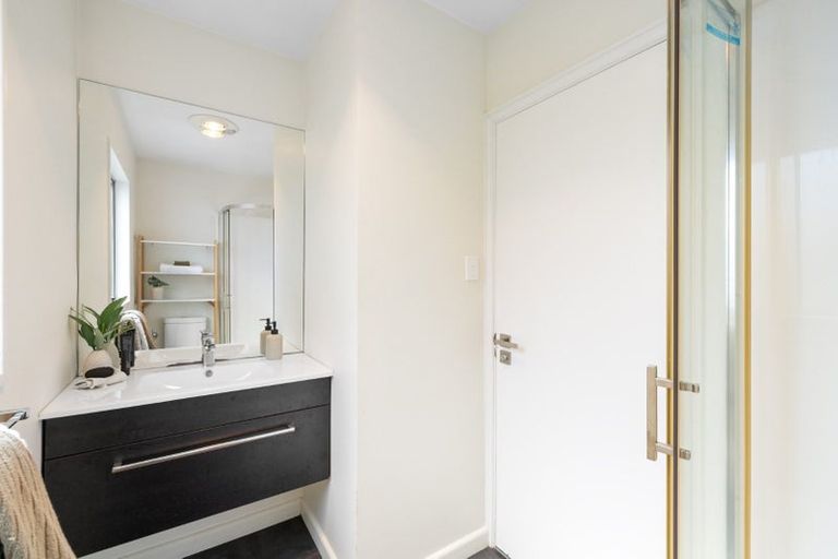 Photo of property in 1/34 Holly Road, St Albans, Christchurch, 8014