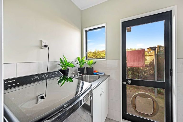 Photo of property in 3/234 Kennedy Road, Onekawa, Napier, 4110