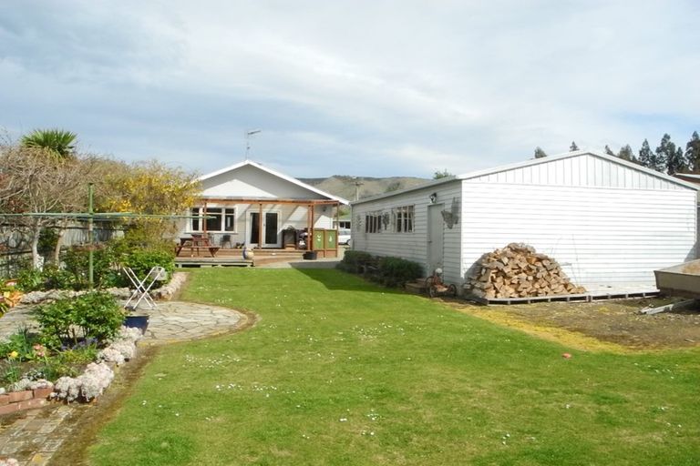 Photo of property in 12 Grace Street, Waimate, 7924