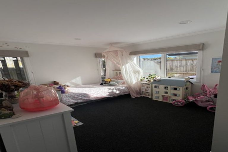 Photo of property in 2/23 Maccallum Court, Rototuna, Hamilton, 3210