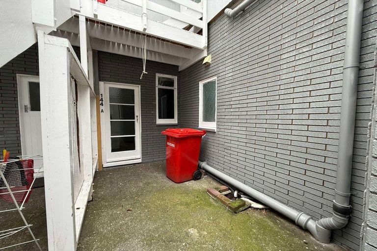 Photo of property in 142 Aro Street, Aro Valley, Wellington, 6021