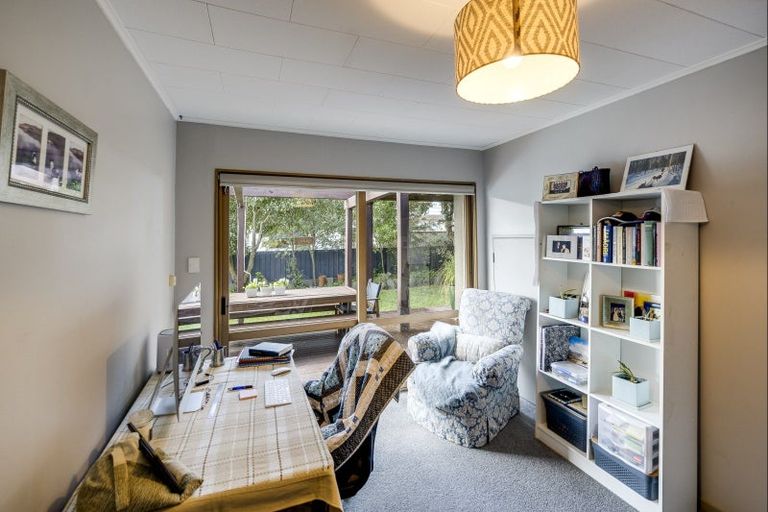 Photo of property in 54 Le Quesne Road, Bay View, Napier, 4104