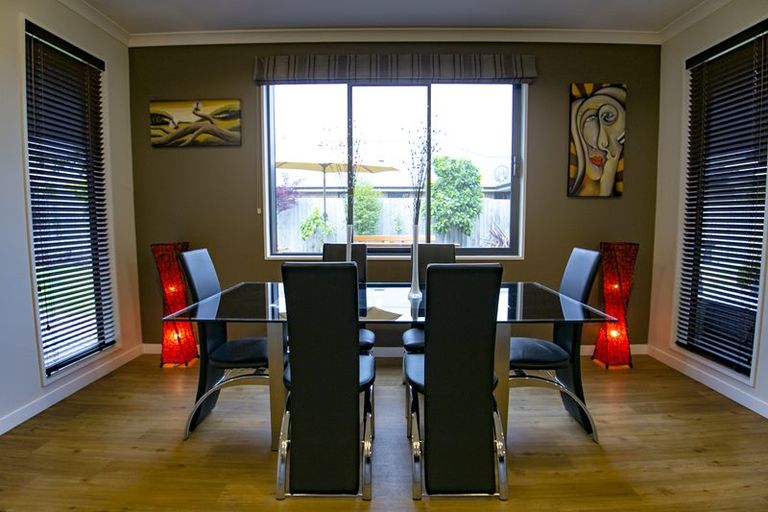 Photo of property in 5 Christie Place, Rolleston, 7614