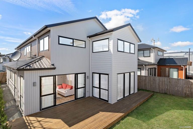 Photo of property in 19 Pinefield Road, Whenuapai, Auckland, 0618